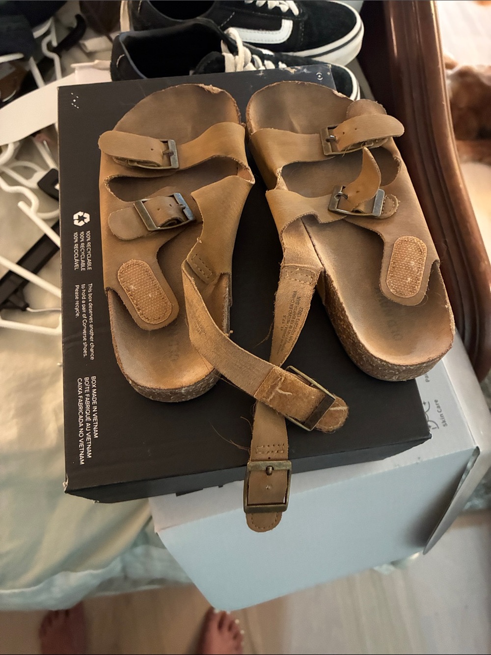 Old Navy Tan Brown Adjustable Buckle Kids Sandals